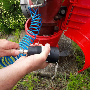 Logger allowing to set up a pressure measurement quickly without risk of interfering with the use of the drinking water network