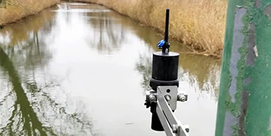 Surveillance de niveau d'eau, communication des données en cellulaire